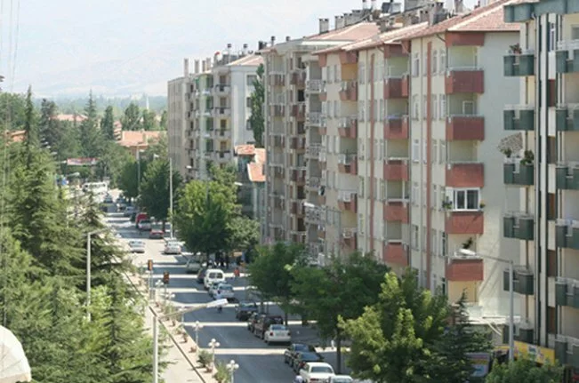 dereli istasyon Caddesi